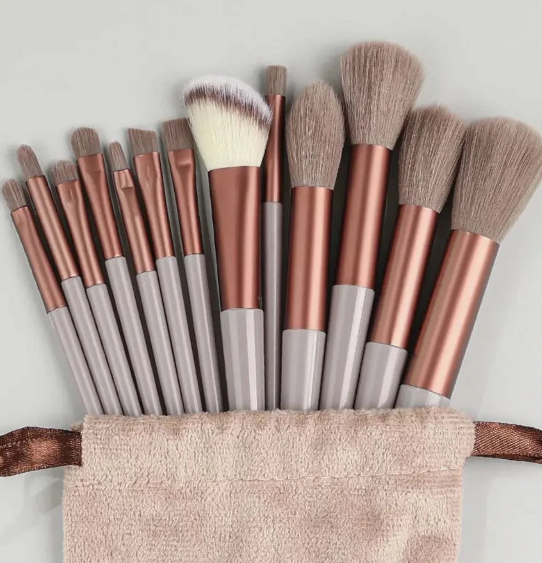 Kit de Maquillaje y Belleza de 33 Piezas (Set Completo con Esponjas Grandes y Pequeñas para una Aplicación Impecable)