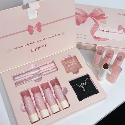 Set de Maquillaje de Lujo 7 Piezas – Labiales Aterciopelados, Blush y Collar de Regalo
