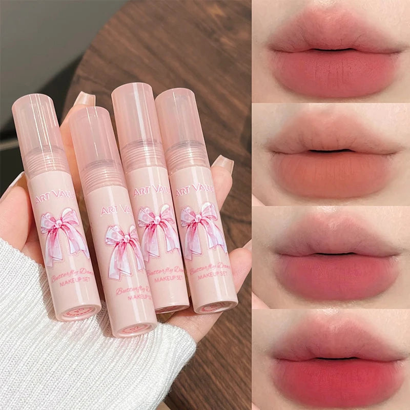 Set de Maquillaje ART VALUE – Labiales Mate Aterciopelados, Blush y Collar de Regalo