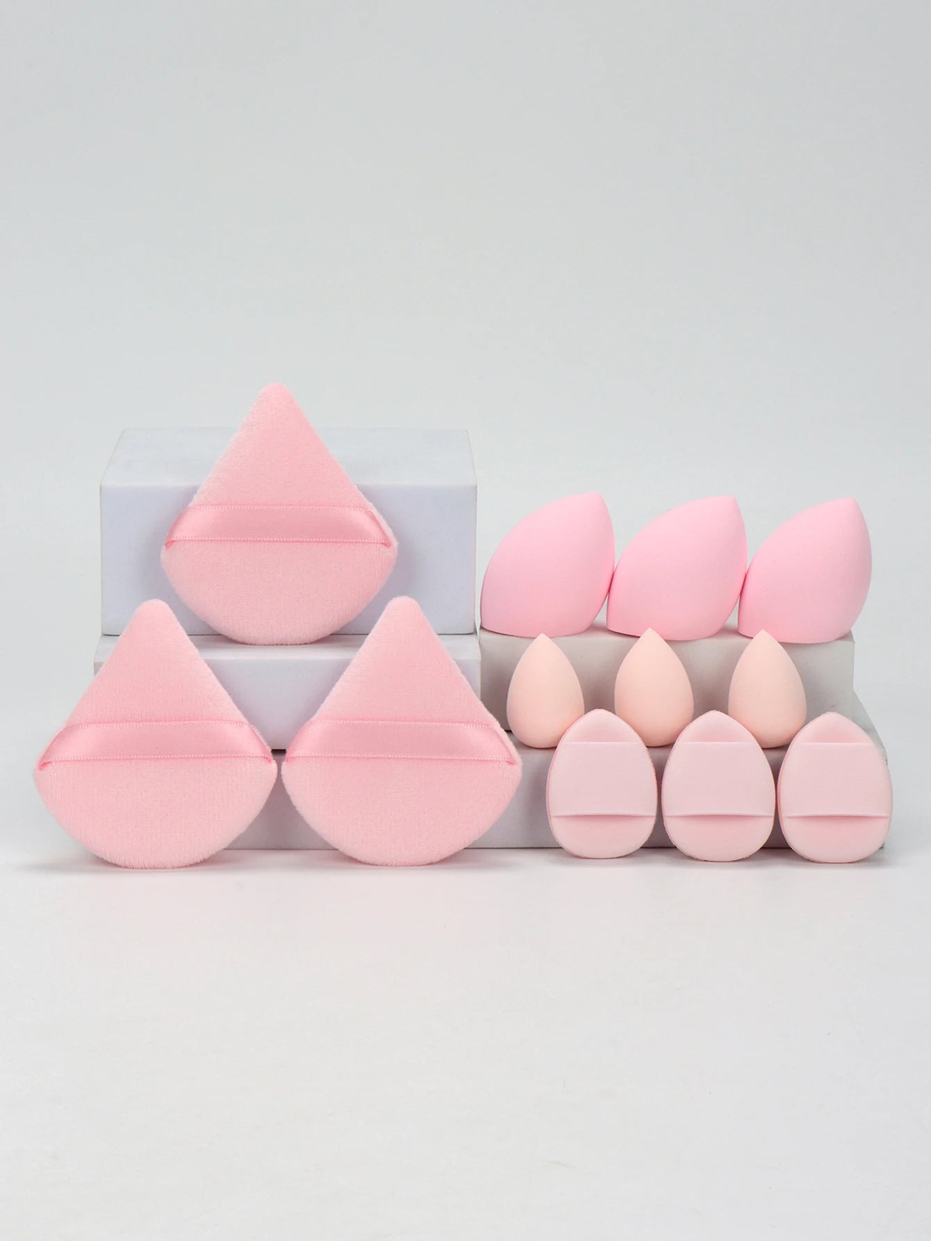 Set de 12 Esponjas de Maquillaje Multiusos (Incluye Borlas para Polvo y Miniesponjas de Precisión)